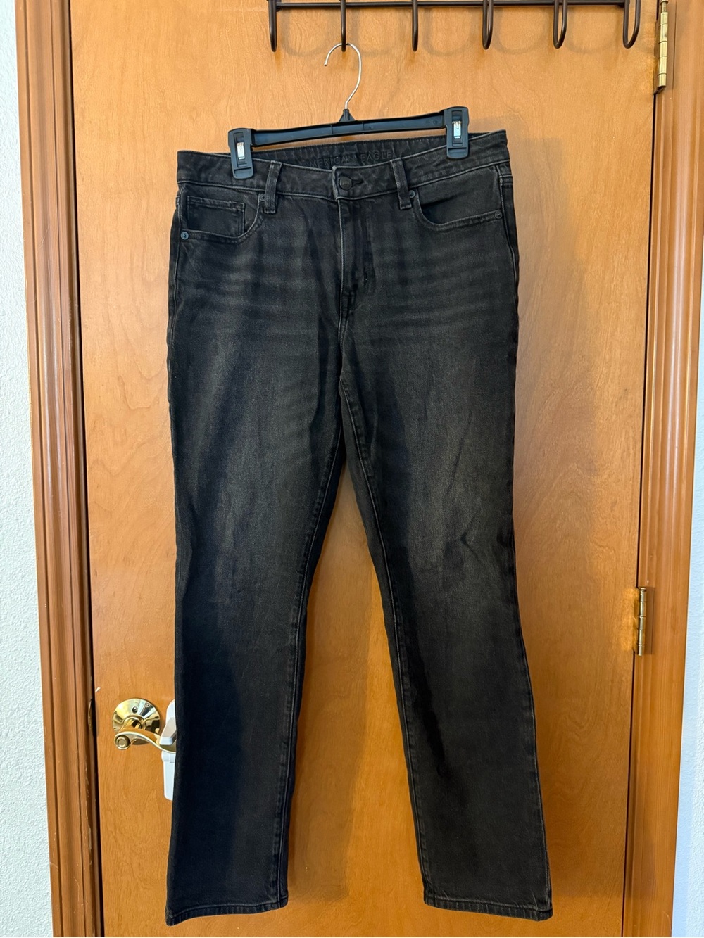 American Eagle Outfitters Women’s Black Straight Jeans